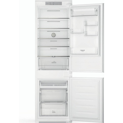 Холодильник Hotpoint HAC18 T532